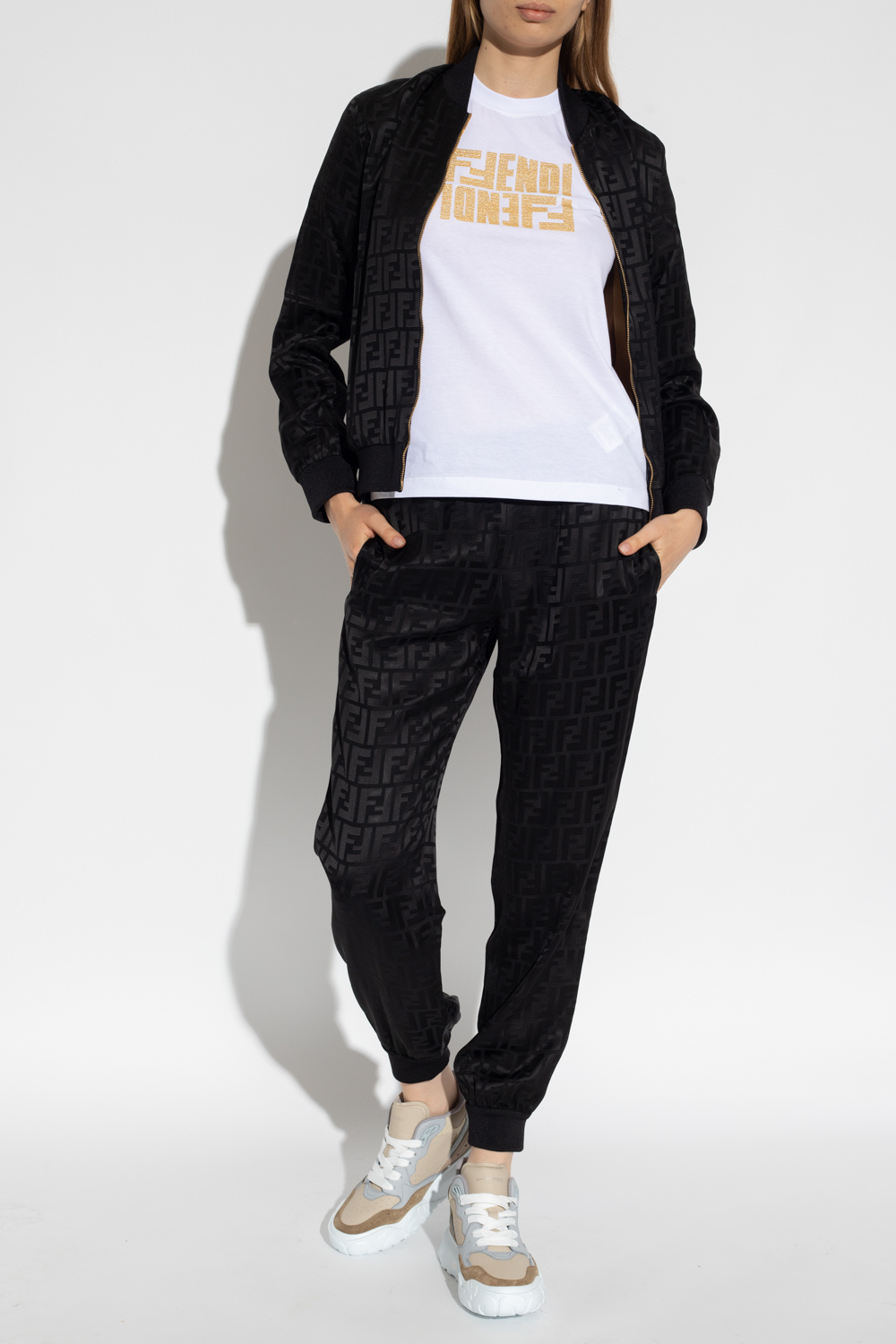 アウターその他 FENDI Woman Waistcoat Black FAN199AT8H F0GME FAN199AT8HF0GME_01?wid=2000&